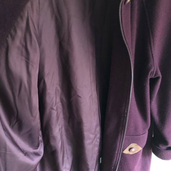 SOLD - Picture 9 of 11